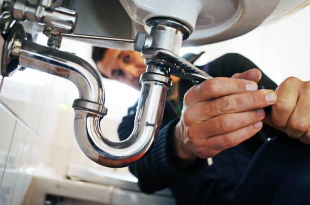 Best Local Plumber Services  in Santa Clara, OR
